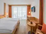 Двухместный номер Стандарт с балконом