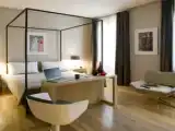 Полулюкс