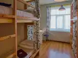 Кровать в общем номере (мужской номер)