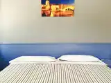 Кровать в общем номере