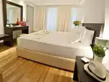 Семейный люкс с балконом и с видом на город