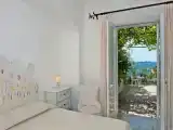 Двухместный номер Стандарт с частичным видом на море