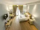 Полулюкс