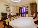 Номер Deluxe с балконом и с видом на город