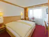 Двухместный номер Стандарт с балконом и с видом на горы
