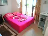 Трёхместный номер Deluxe с видом на море