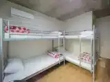 Кровать в общем номере
