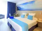 Двухместный номер Deluxe с частичным видом на море