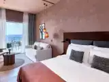 Двухместный Retreat Guest Room с бассейном семейный Sapphire Sublime с видом на море