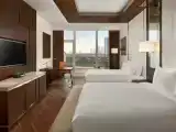 Двухместный номер Executive Lounge Access с балконом и с видом на озеро