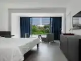 Номер семейный смежный Inland View
