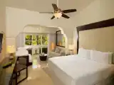 Четырёхместный номер Tropical Palms Family