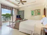 Двухместный полулюкс Turtle Bay