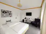 Двухместный номер с дополнительной креслом-кроватью Комфорт