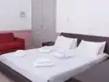 Номер Red