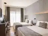Четырёхместный номер Стандарт