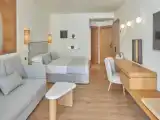 Двухместный люкс с видом на улицу