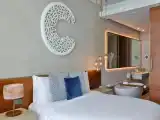 Номер Family with Dubai Canal view