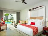Двухместный номер Preferred Club Swim-Up Deluxe