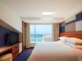 Двухместный Ocean Suite Main Tower High Floor с балконом и с видом на океан