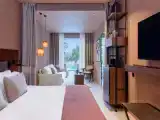 Двухместный полулюкс Pool Sapphire с балконом и с видом на море
