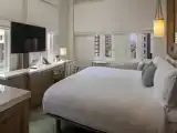 Двухместный номер Corner Premier CitySide View