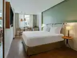 Двухместный номер Luxury с частичным видом на море