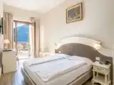 Двухместный номер Terrace с балконом и с видом на озеро