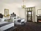Четырёхместный люкс Grand с балконом и с красивым видом из окна