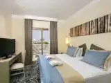 Двухместный полулюкс с видом на море