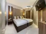 Номер Corner