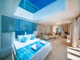 Двухместный номер Private Pool Deluxe с балконом