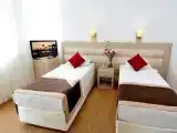 Номер Стандарт with side sea view