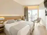 Двухместный номер Premium с панорамным видом на море