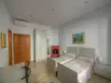 Номер Large