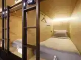 Одноместный Pod Front Entry
