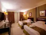 Трёхместный номер Deluxe с видом на море