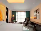 Двухместный люкс клубный Deluxe c 1 комнатой с частичным видом на море