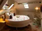 Двухместный номер Two People Jacuzzi Atelier d'Artiste Round Bed