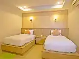 Полулюкс с 2 комнатами
