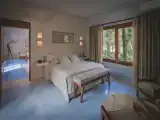 Четырёхместная вилла Master with Plunge Pool с 2 комнатами