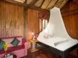 Двухместный дом With Terrace