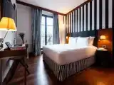 Двухместный номер Prestige с балконом и с видом на Триумфальную арку