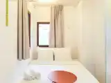 Двухместный номер Vertical Swimming Pool