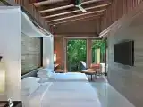 Четырёхместная вилла Pool Beach с 2 комнатами