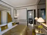 Люкс с балконом