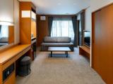 Четырёхместный Suite East Wing Concept Superior