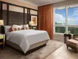 Номер с 3 спальнями with den gulf view