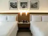 Четырёхместный номер Swim Up oceanfront
