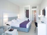 Одноместный номер Стандарт с видом на бассейн